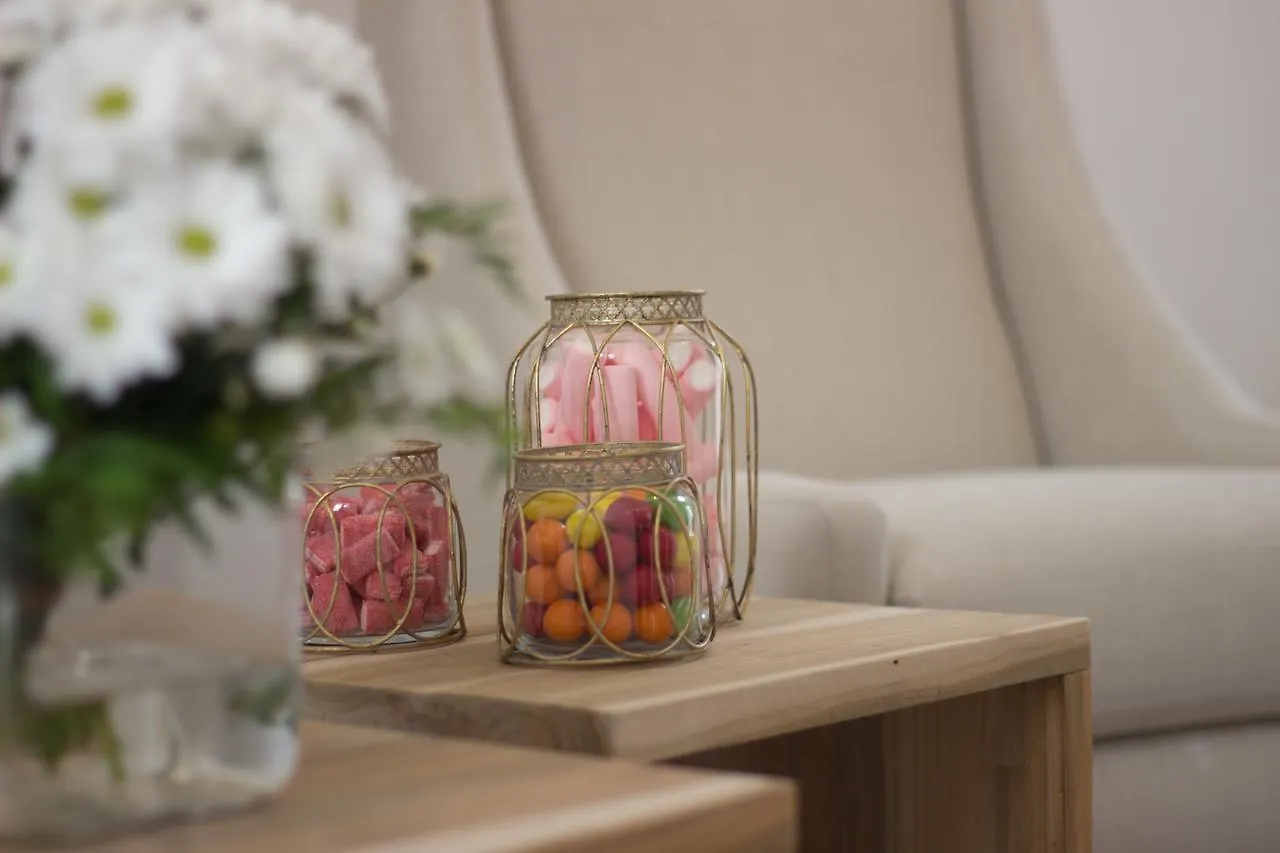 فندق S'Hotelet D'Es Born - Suites & Spa ثيوداديلا