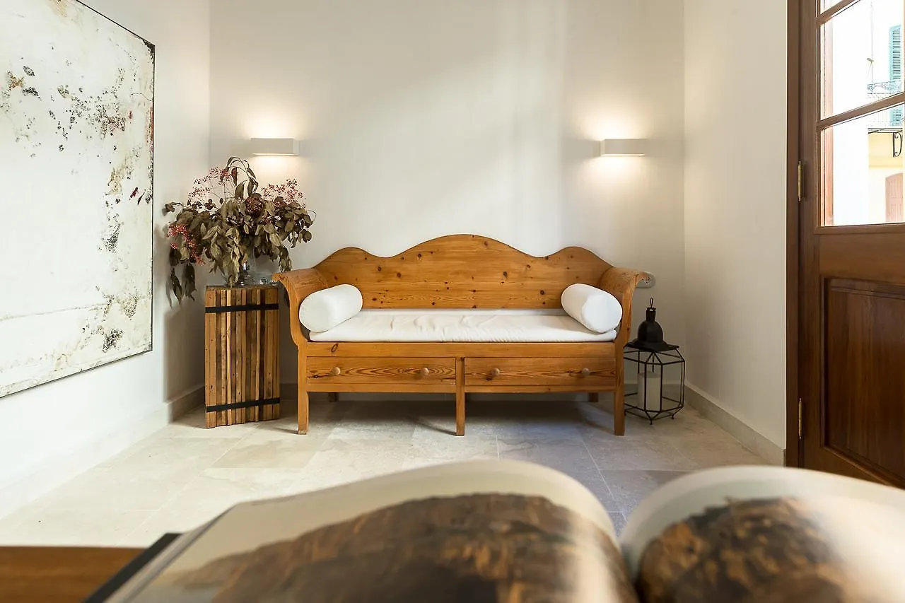 S'Hotelet D'Es Born - Suites & Spa ثيوداديلا فندق